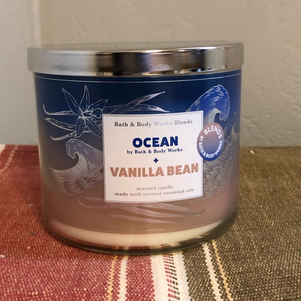 Bath & Body Works Ocean + Vanilla Bean Scented Candle 3-Wick Limited Edition